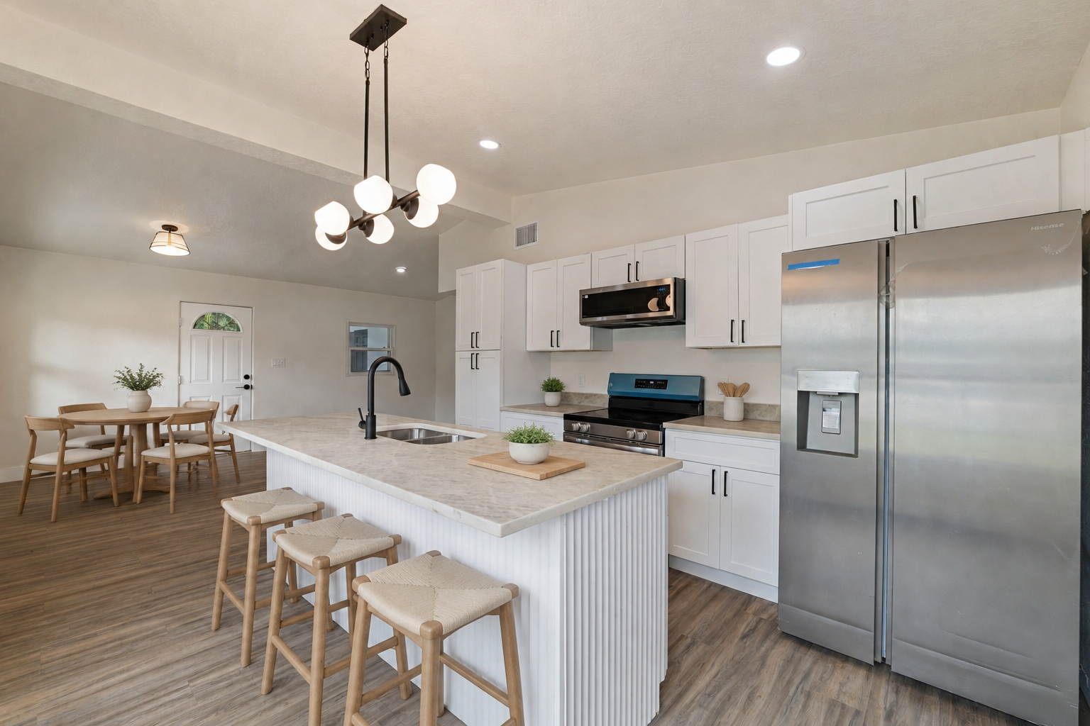 Kitchen after remodeling at 4431 Southmore Dr